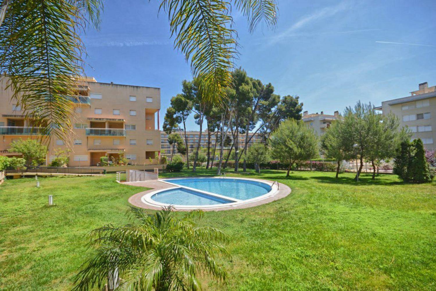 Apartbeach Golden I Muy Luminoso Junto Playa Y Climatizado Salou Exterior photo