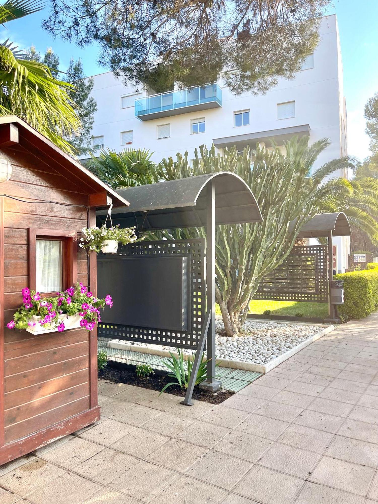 Apartbeach Golden I Muy Luminoso Junto Playa Y Climatizado Salou Exterior photo
