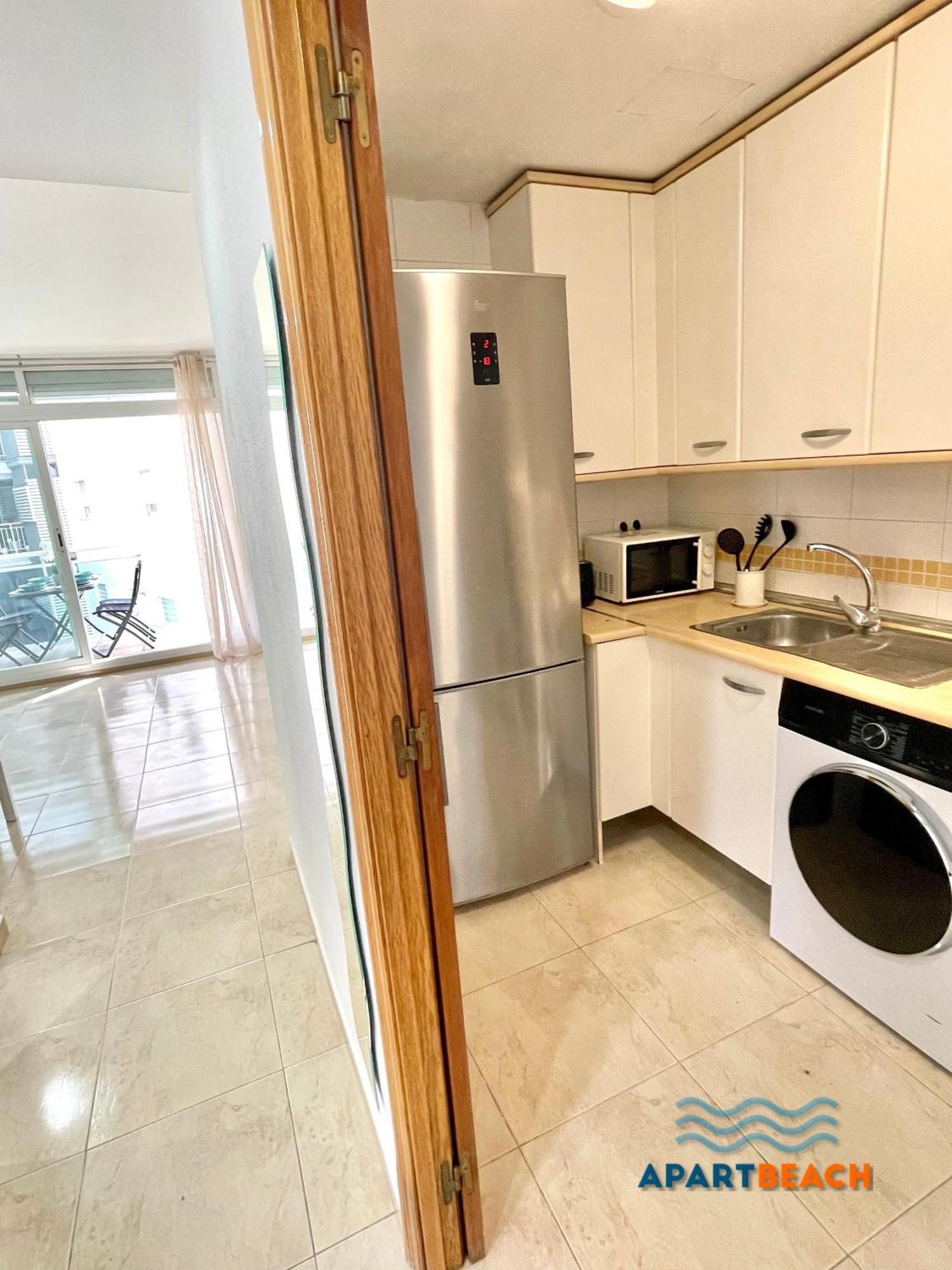 Apartbeach Golden I Muy Luminoso Junto Playa Y Climatizado Salou Exterior photo