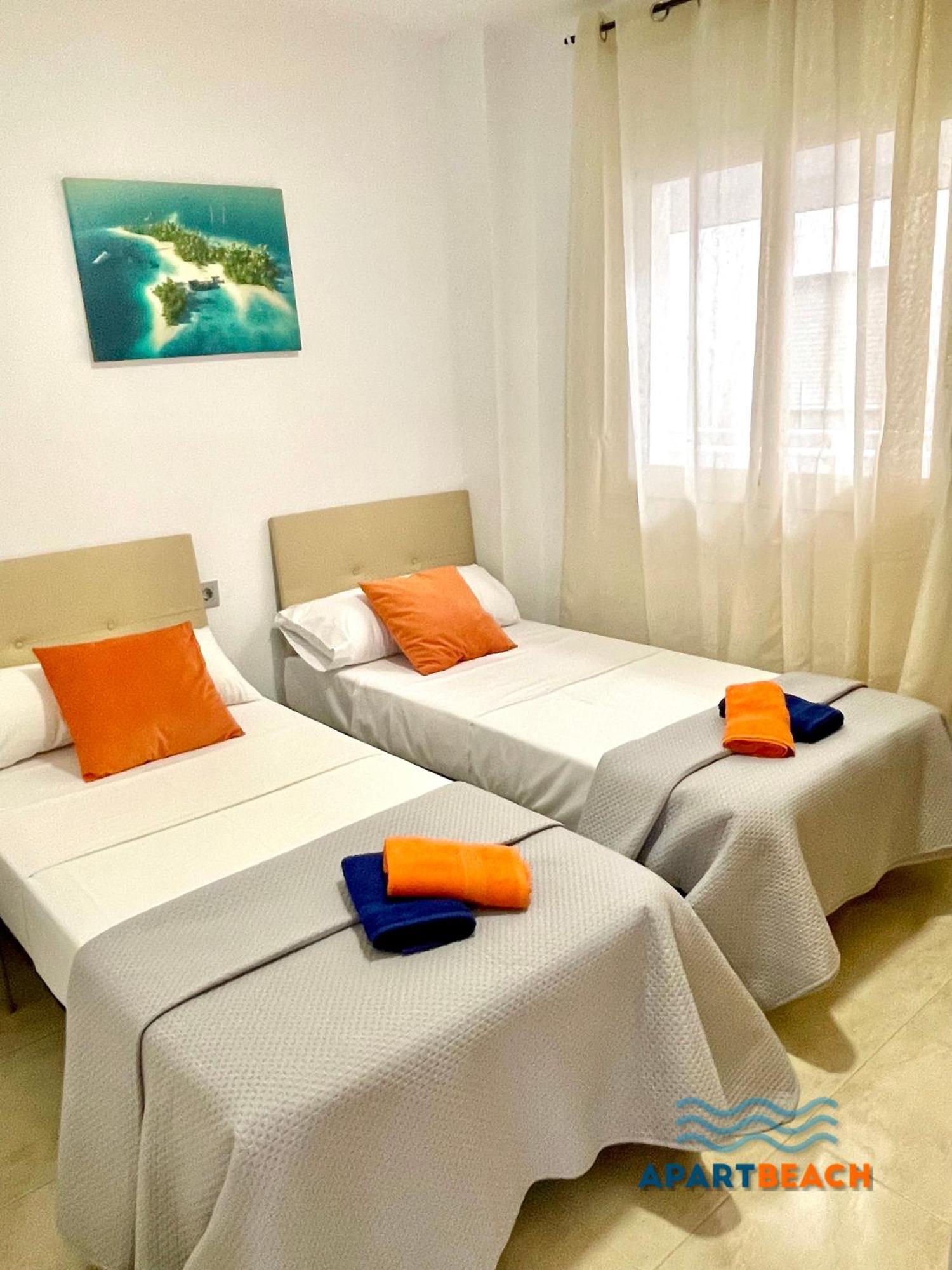 Apartbeach Golden I Muy Luminoso Junto Playa Y Climatizado Salou Exterior photo